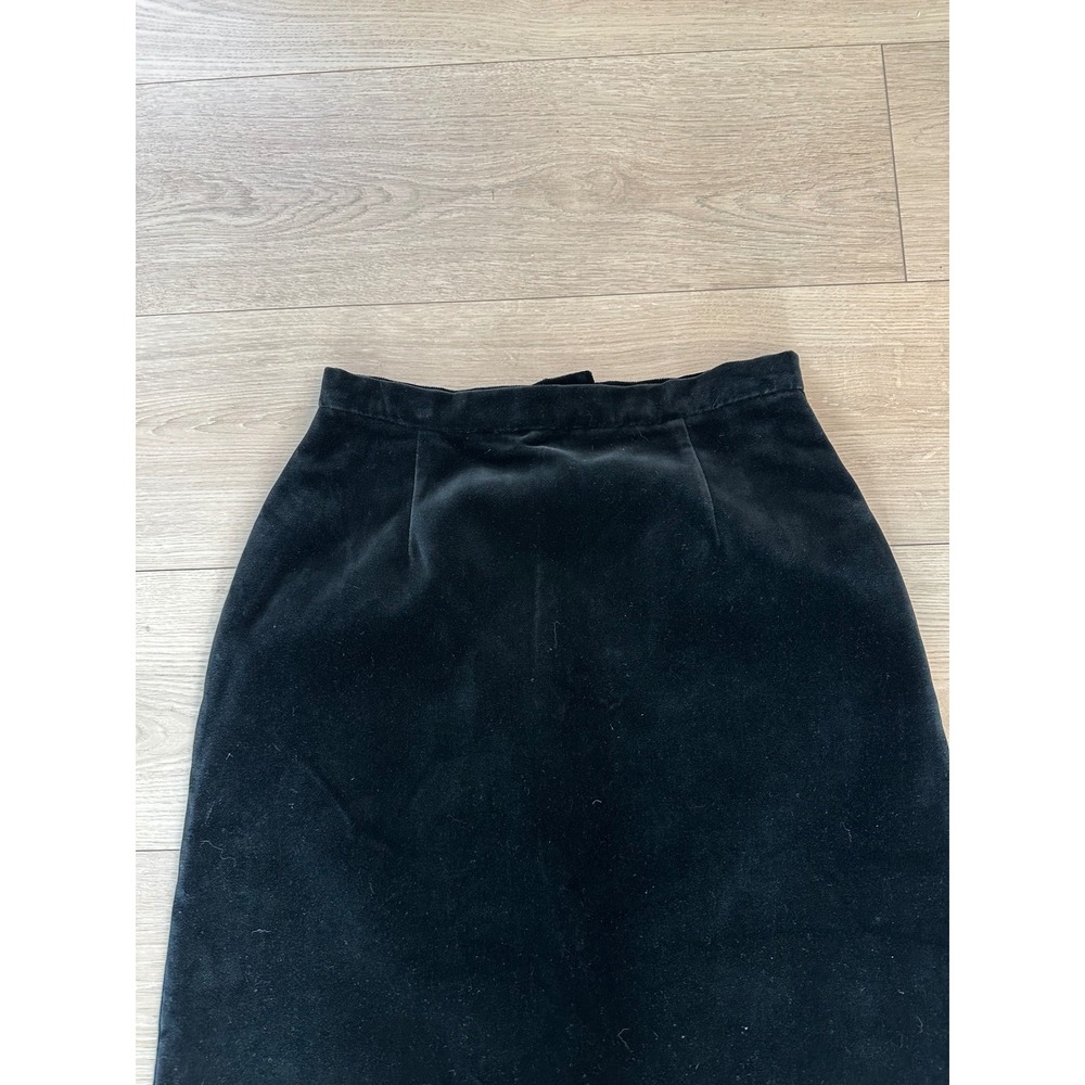 Vintage Black Velvet Midi Skirt – 27" Waist - Picture 3 of 6